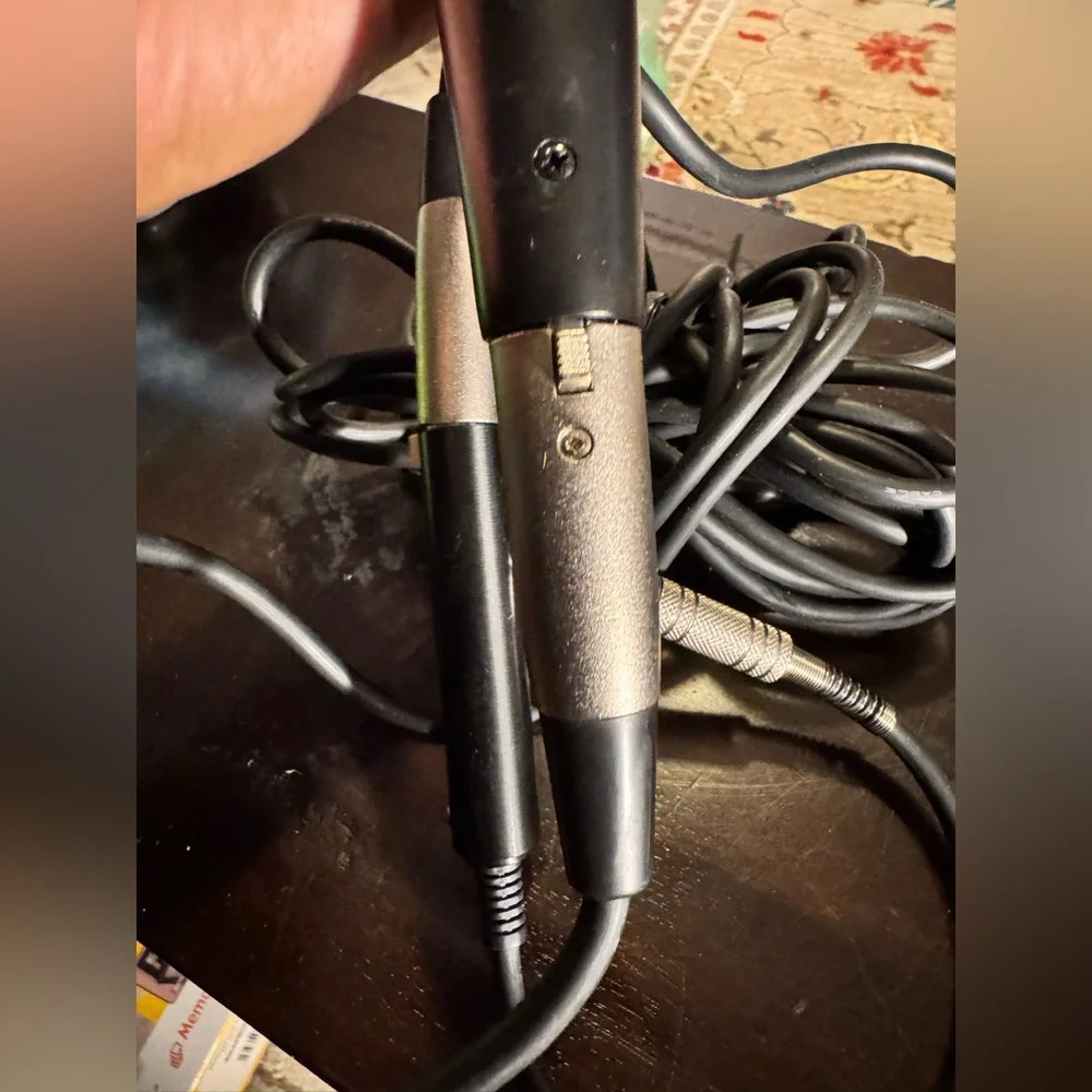 Horizon wired Microphone black and silver